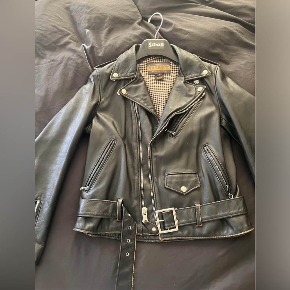 Schott NYC Women's Hand Vintaged
Cowhide Perfecto Jacket - Picture 4 of 7